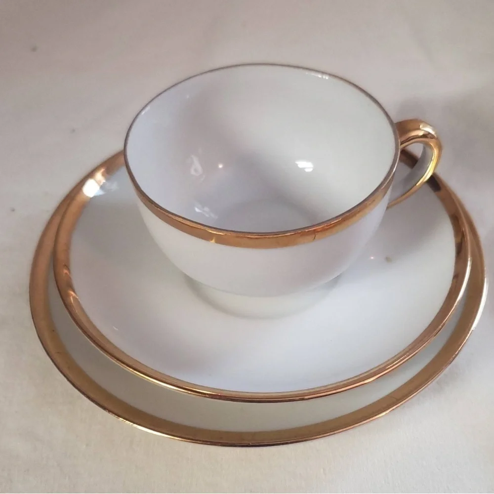 Vintage Noritake Goldena Children's Tea Set. There is a set for 6 counting lids